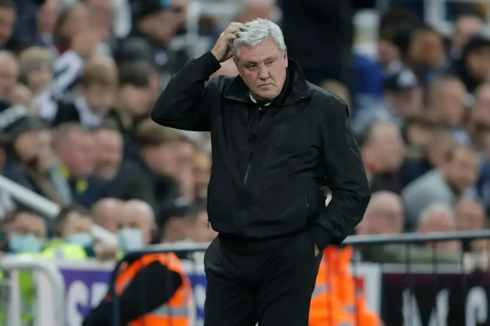 Steve Bruce managing Newcastle United during a Premier League relegation battle in 2020/21