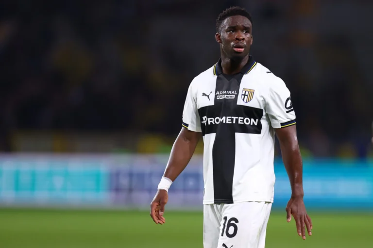 Mandela Keita in action for Parma during the 2025-26 Serie A season